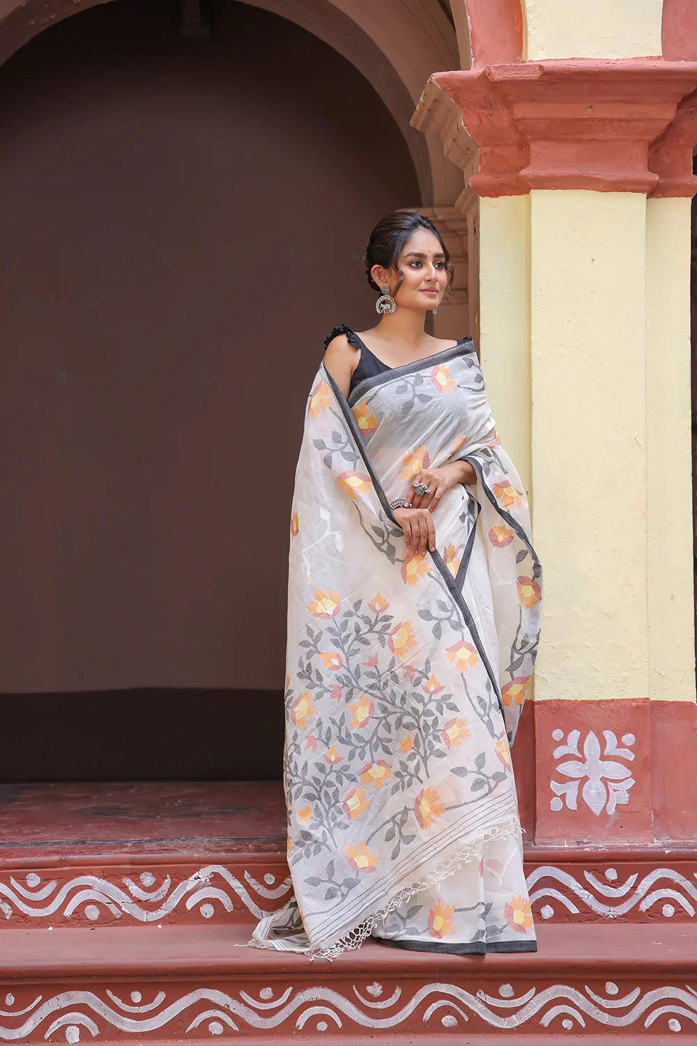 Handloom White Pure Cotton Exclusive Jamdani Saree with Yellow & White Flowers