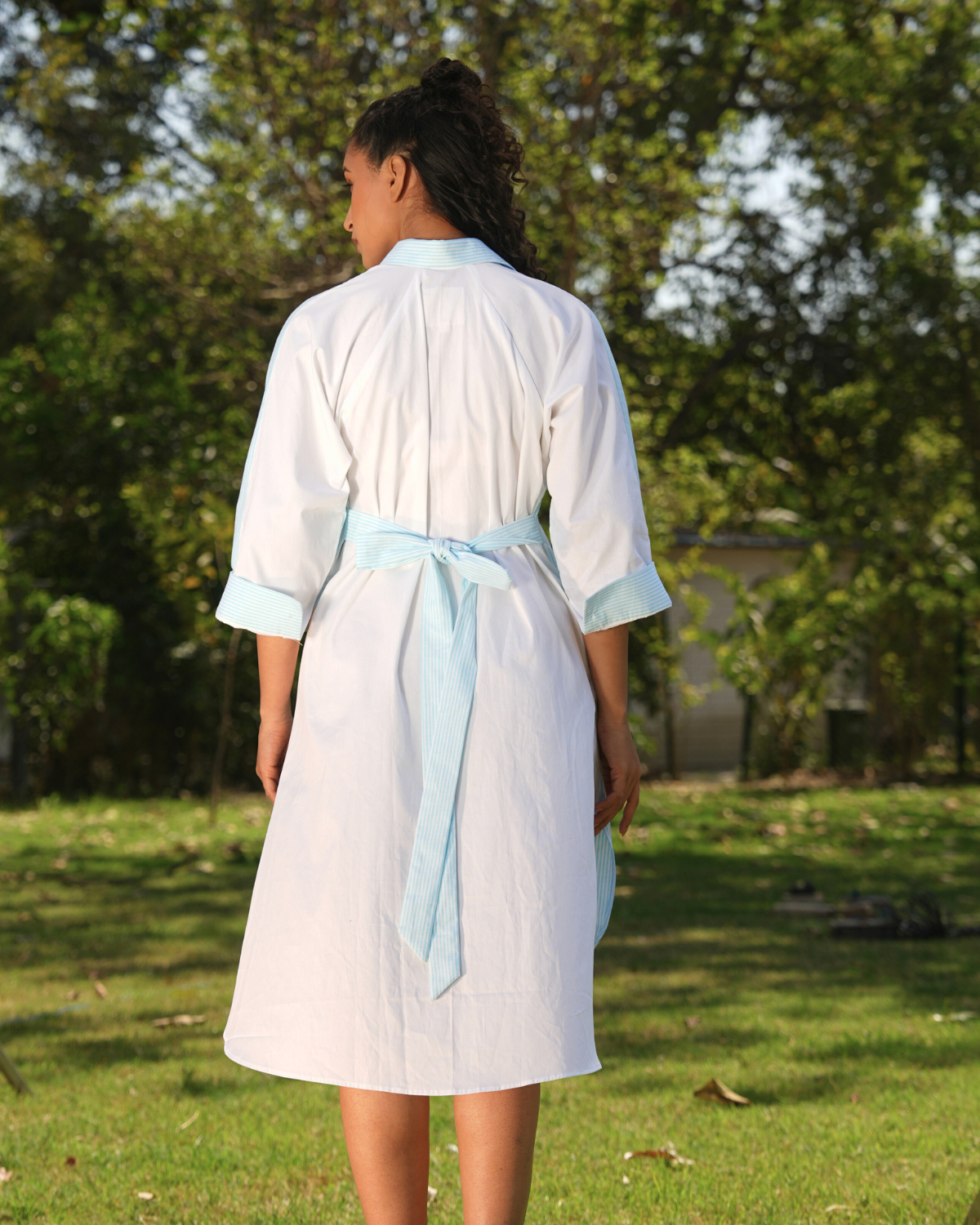 Tanniishaa Hand-Embroidered Short Dress – hand-embroidered 100% cotton – RASRA MAI
