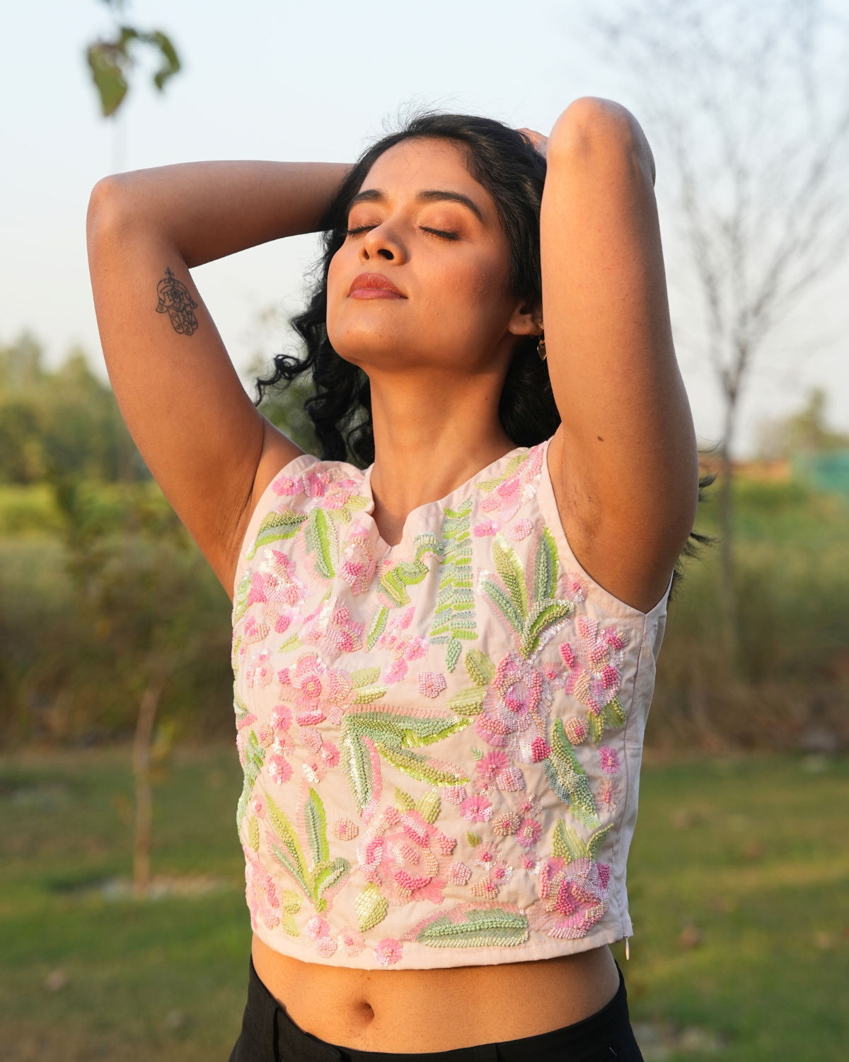 Adhiraa Hand-Embroidered Crop Top – hand-embroidered 100% cotton – RASRA MAI
