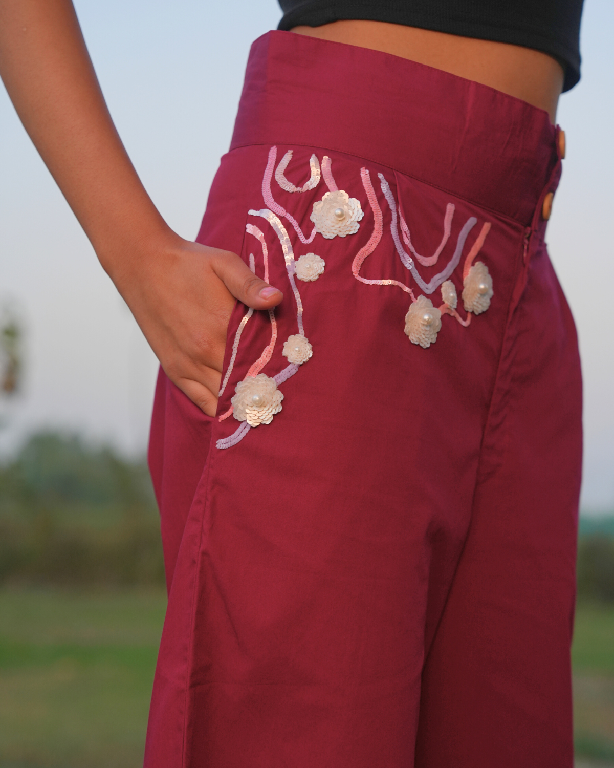 Aashi Hand-Embroidered Pant – hand-embroidered 100% cotton – RASRA MAI
