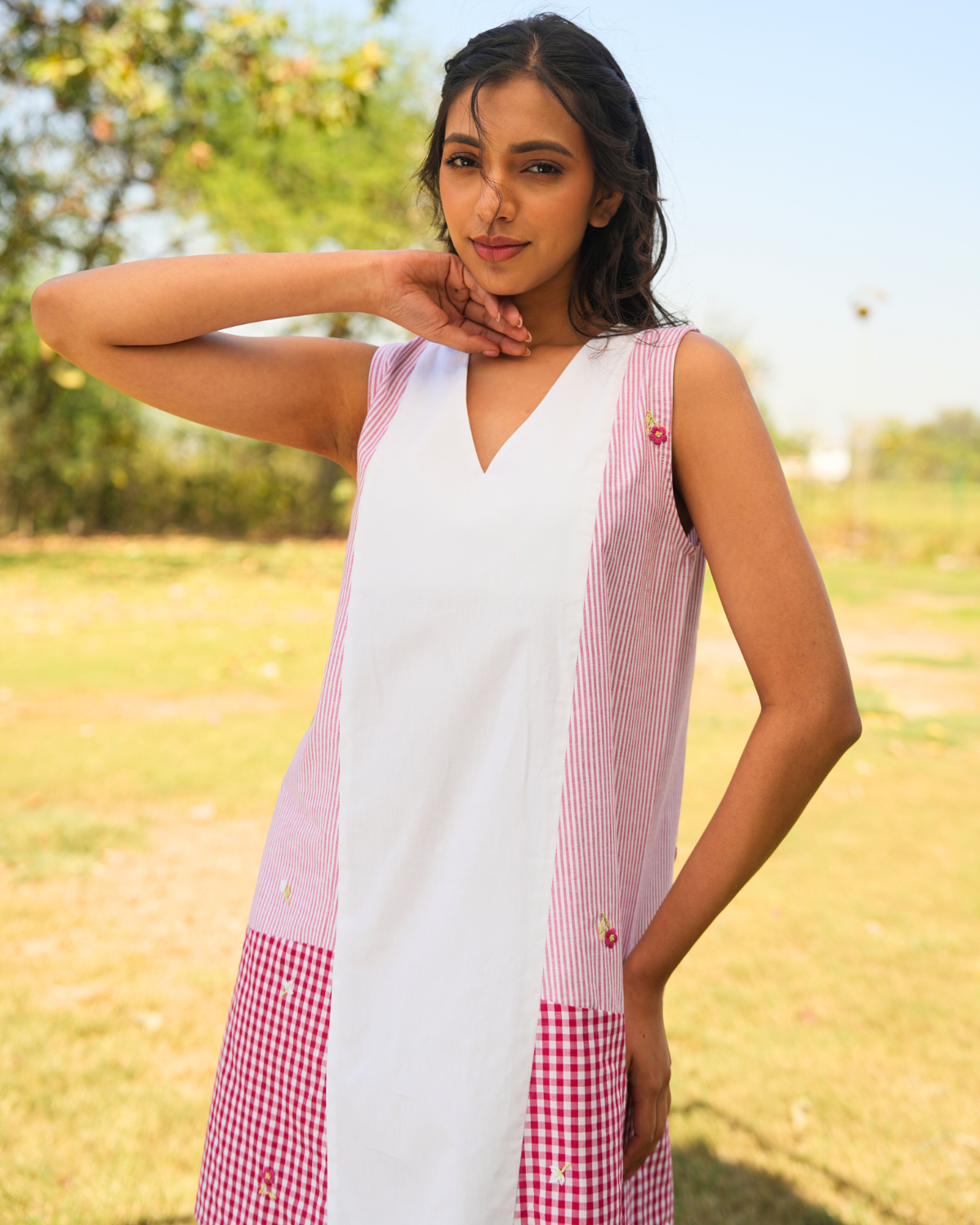 Pritika Hand-Embroidered Short Dress – hand-embroidered 100% cotton – RASRA MAI