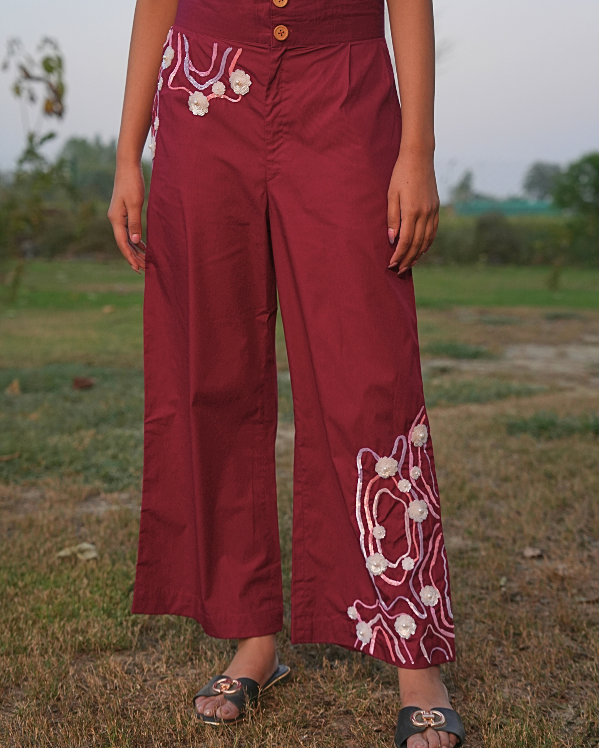 Aashi Hand-Embroidered Pant – hand-embroidered 100% cotton – RASRA MAI