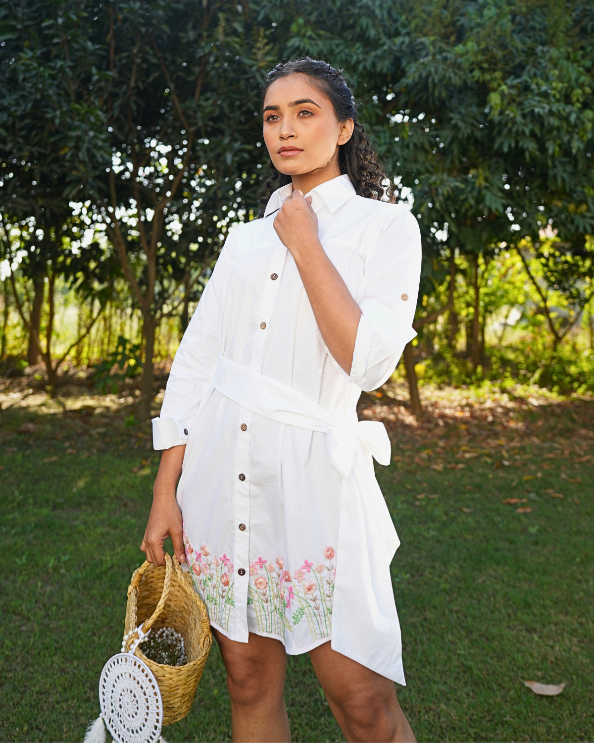 Vihani Hand-Embroidered Short Dress – hand-embroidered 100% cotton – RASRA MAI