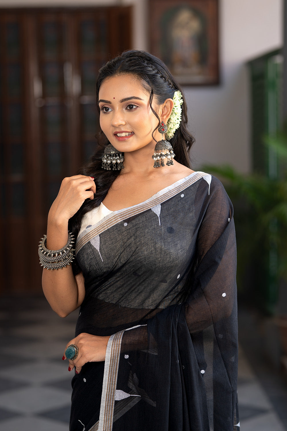 Handloom Black Soft Cotton Jamdani Saree-Sutra Art of Clothing