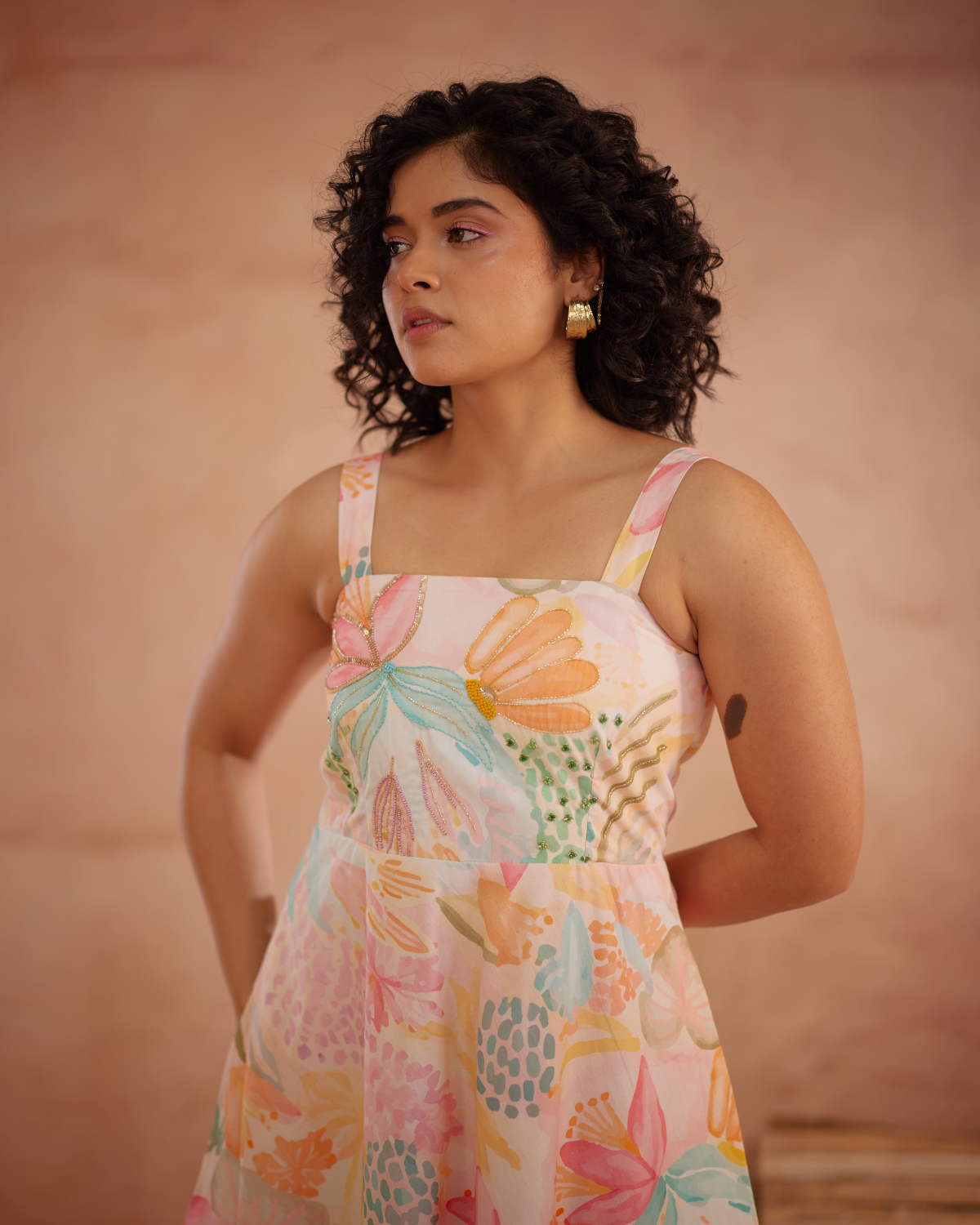 Lylaa Hand-Embroidered Floral Midi Dress – hand-embroidered 100% cotton – RASRA MAI