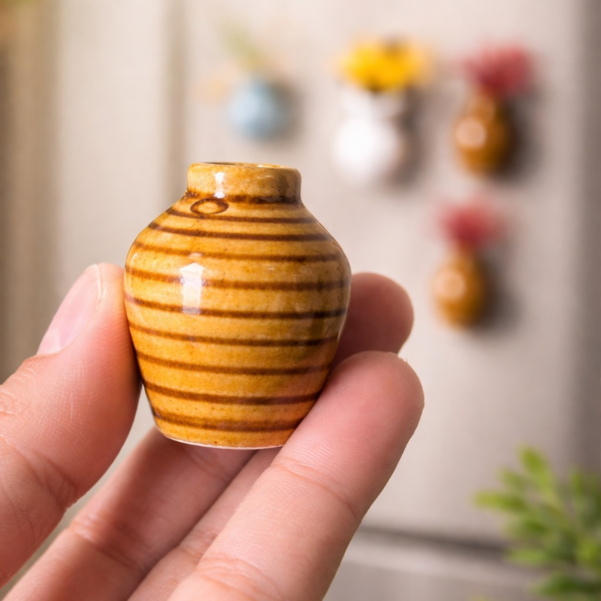 Mini ceramic flower vase fridge magnets