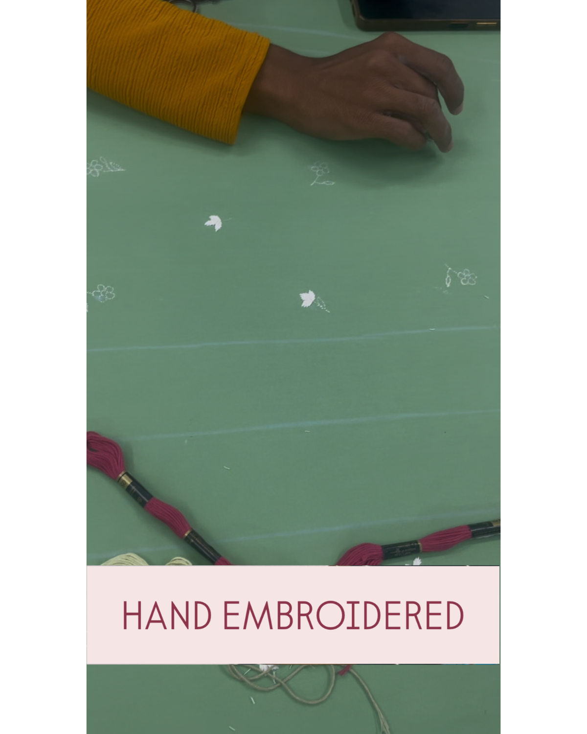 Isshana Hand-Embroidered Short Dress – hand-embroidered 100% cotton – RASRA MAI