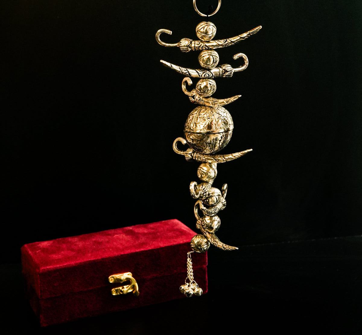 German Silver Nazar Battu(7 Chillies &1 Lemon) - https://artecasa.in/