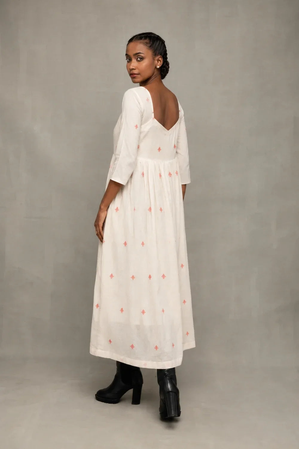 Cream Red Dheki Pure Cotton Jamdani Dress-Sutra Art of Clothing