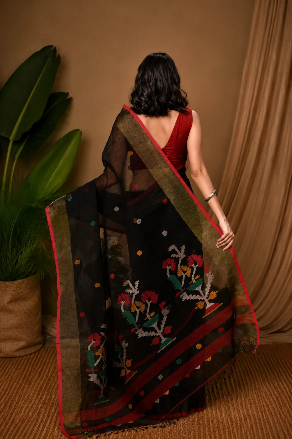 Handloom Black Pure Linen Zari Jamdani Saree-Sutra Art of Clothing