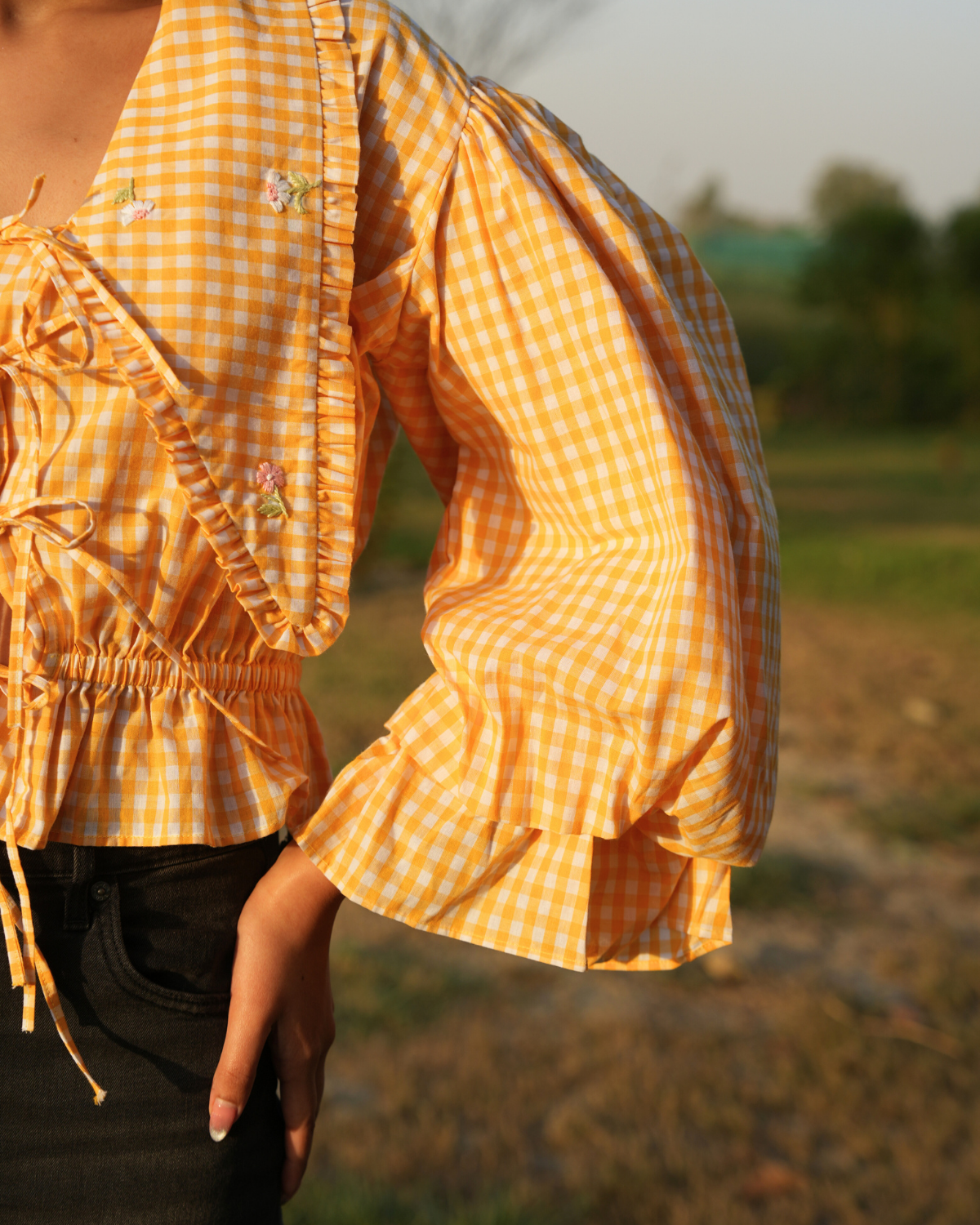 Rayaa Hand-Embroidered Top – hand-embroidered 100% cotton – RASRA MAI