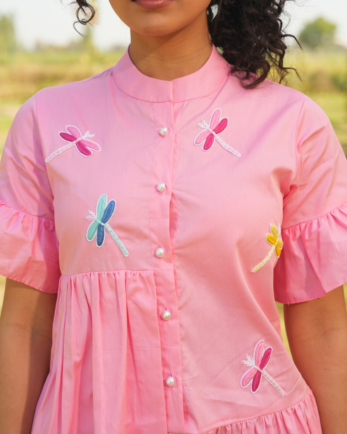 Aasshna Hand-Embroidered Short Dress – hand-embroidered 100% cotton – RASRA MAI
