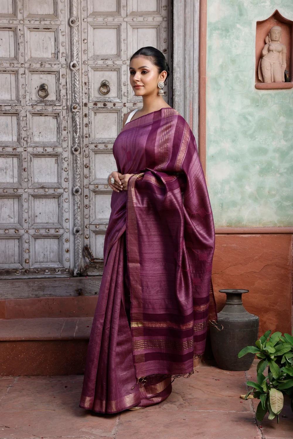 Handloom Wine Pure Silk Saree with Gold Border-Sutra Art of Clothing