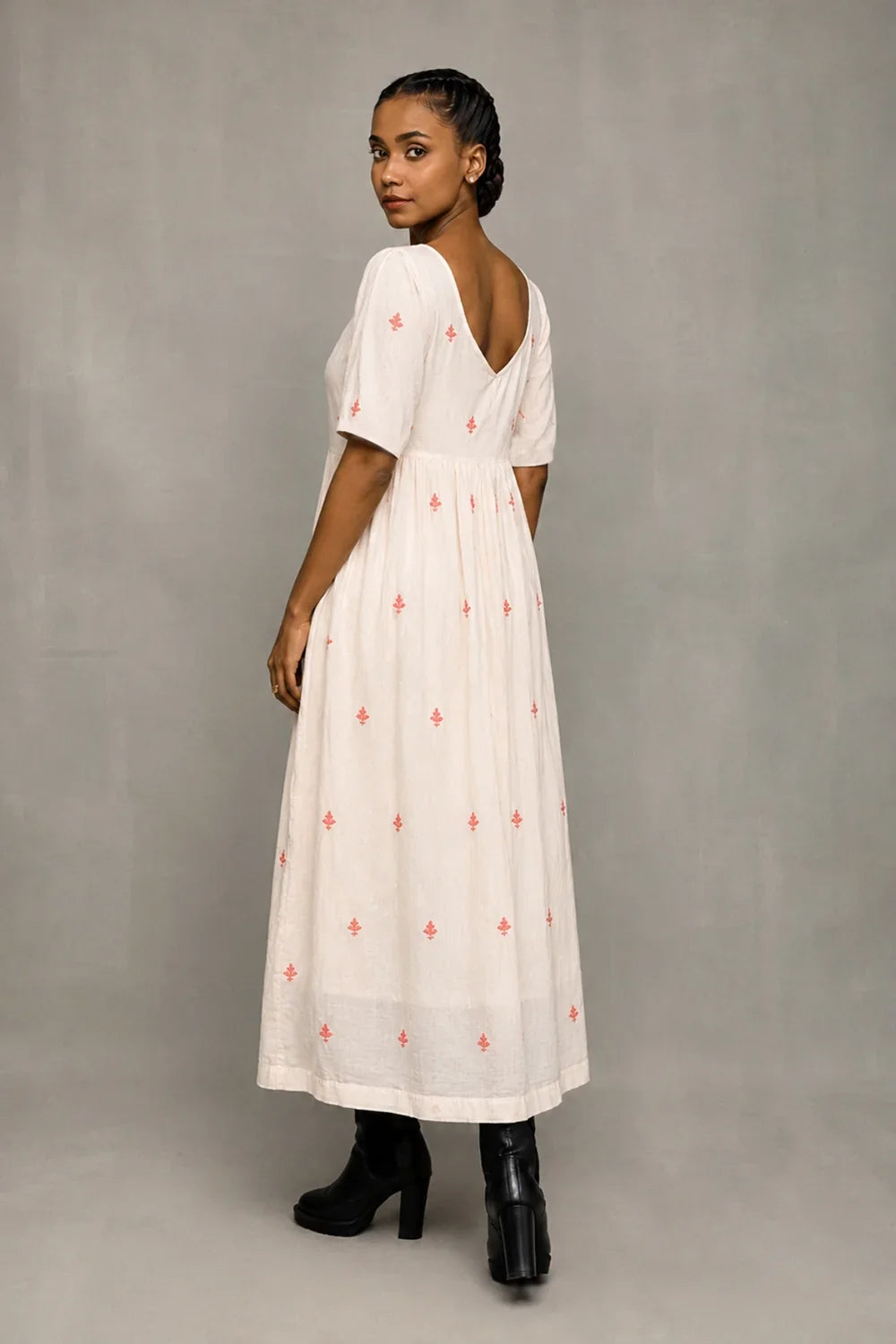 Cream Red Dheki Pure Cotton Jamdani Dress-Sutra Art of Clothing