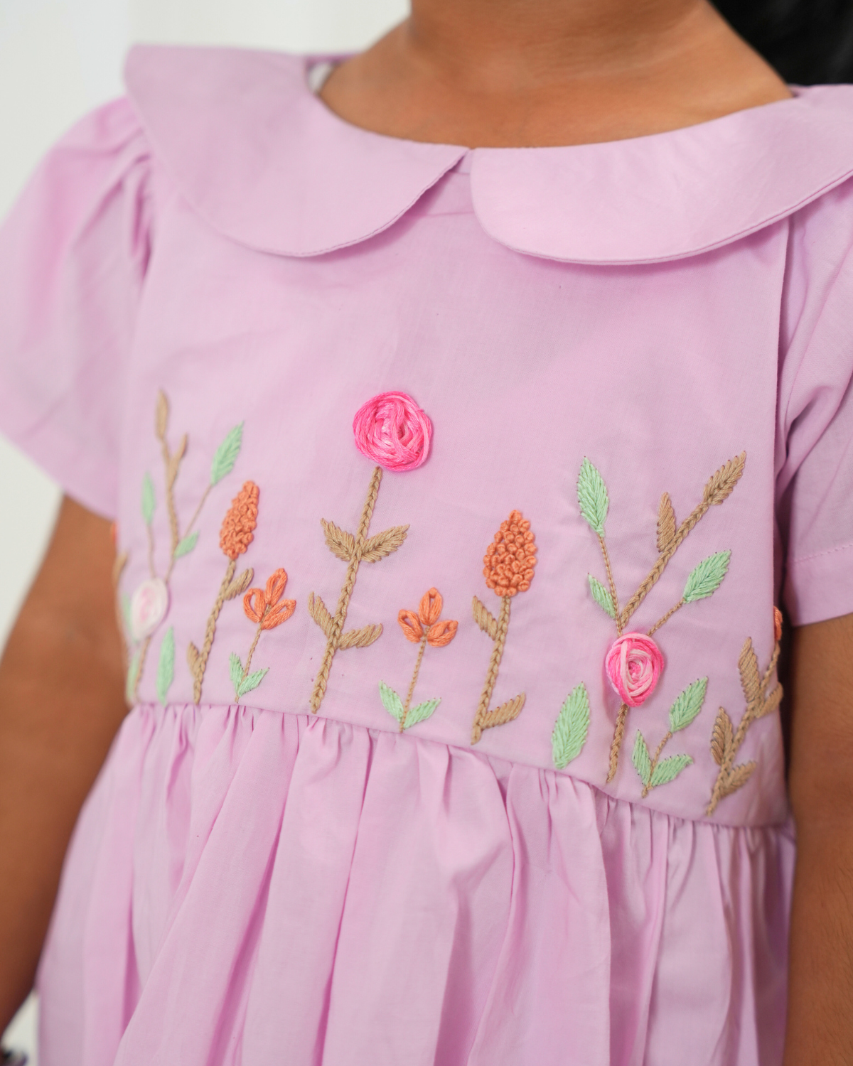 Veda Hand-Embroidered Dress – hand-embroidered 100% cotton – RASRA MAI