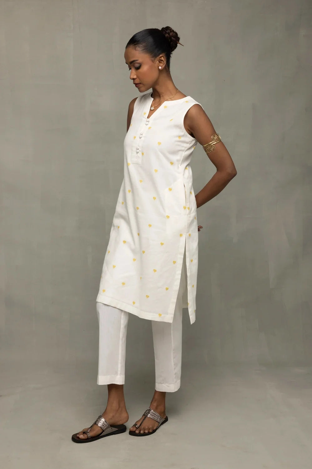 Ivory Hearts South Cotton Sleeveless Co-Ord Set-Sutra Art of Clothing