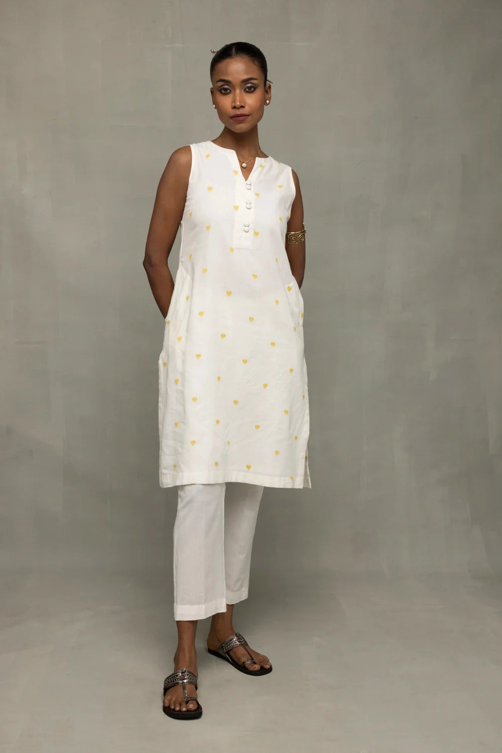 Ivory Hearts South Cotton Sleeveless Co-Ord Set-Sutra Art of Clothing