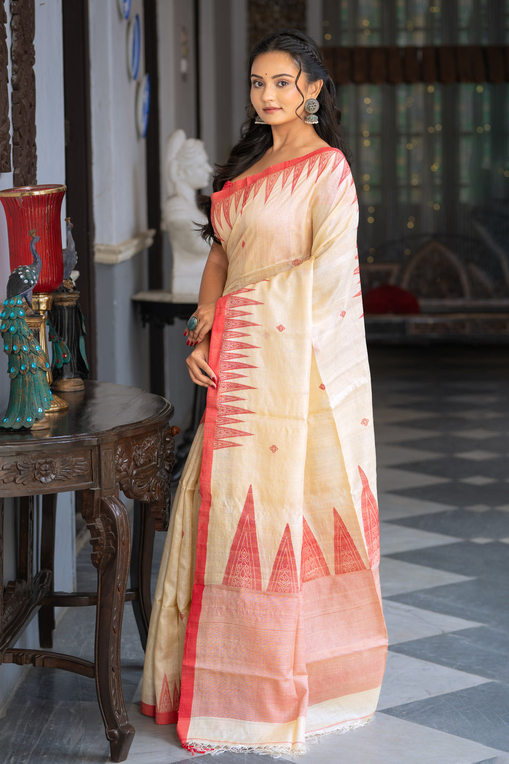 Handloom Beige & Red Pure Tussar Silk Jamdani Saree-Sutra Art of Clothing
