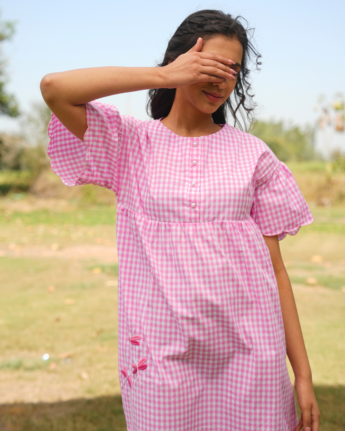 Mittali Hand-Embroidered Short Dress – hand-embroidered 100% cotton – RASRA MAI