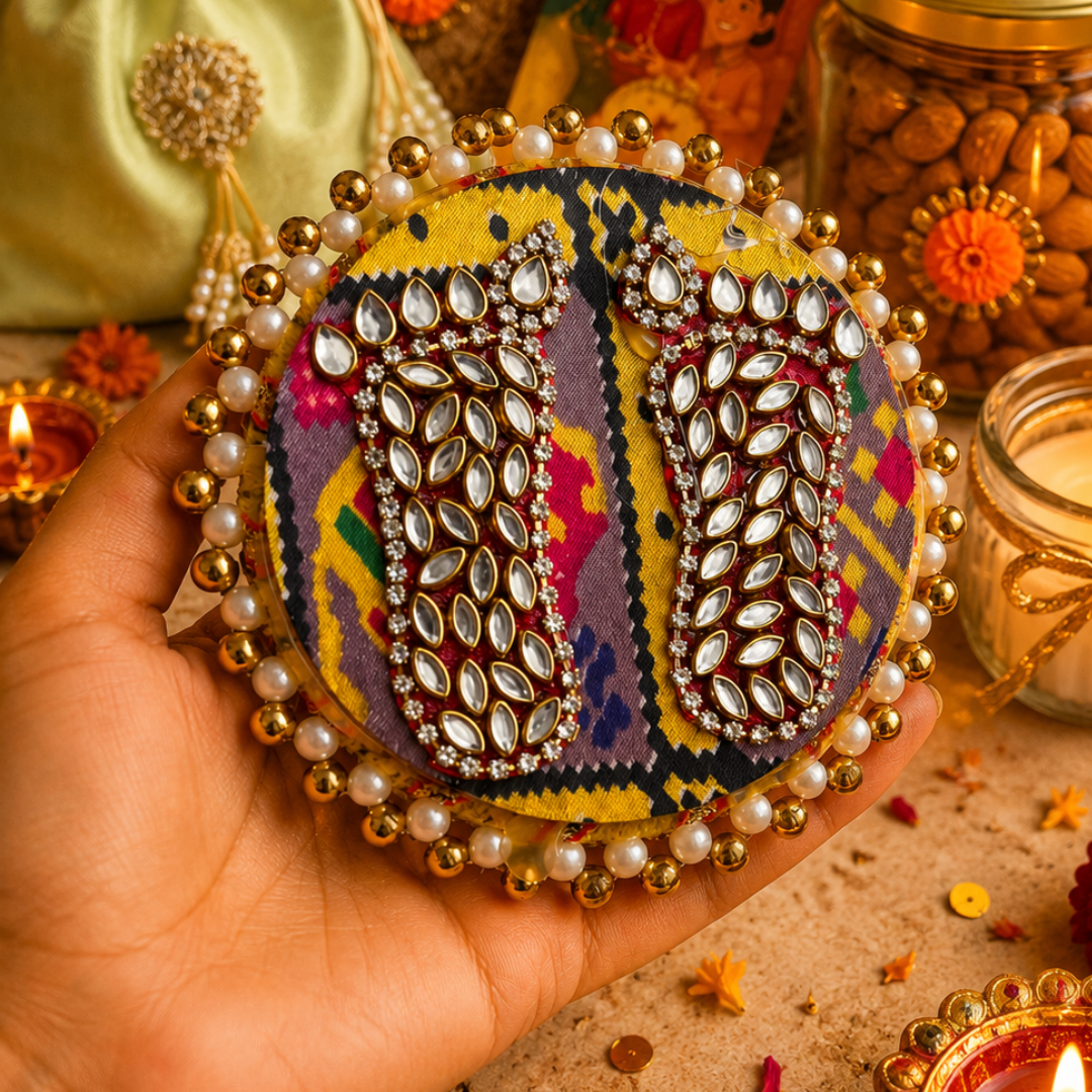 Rangoli Multicolor Jute Gift Basket | Mata Laxmi Charan, Shubh Labh & Candle - https://artecasa.in/