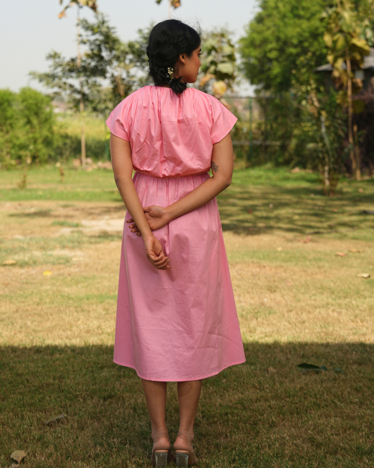 Gagan Hand-Embroidered Midi Dress – hand-embroidered 100% cotton – RASRA MAI