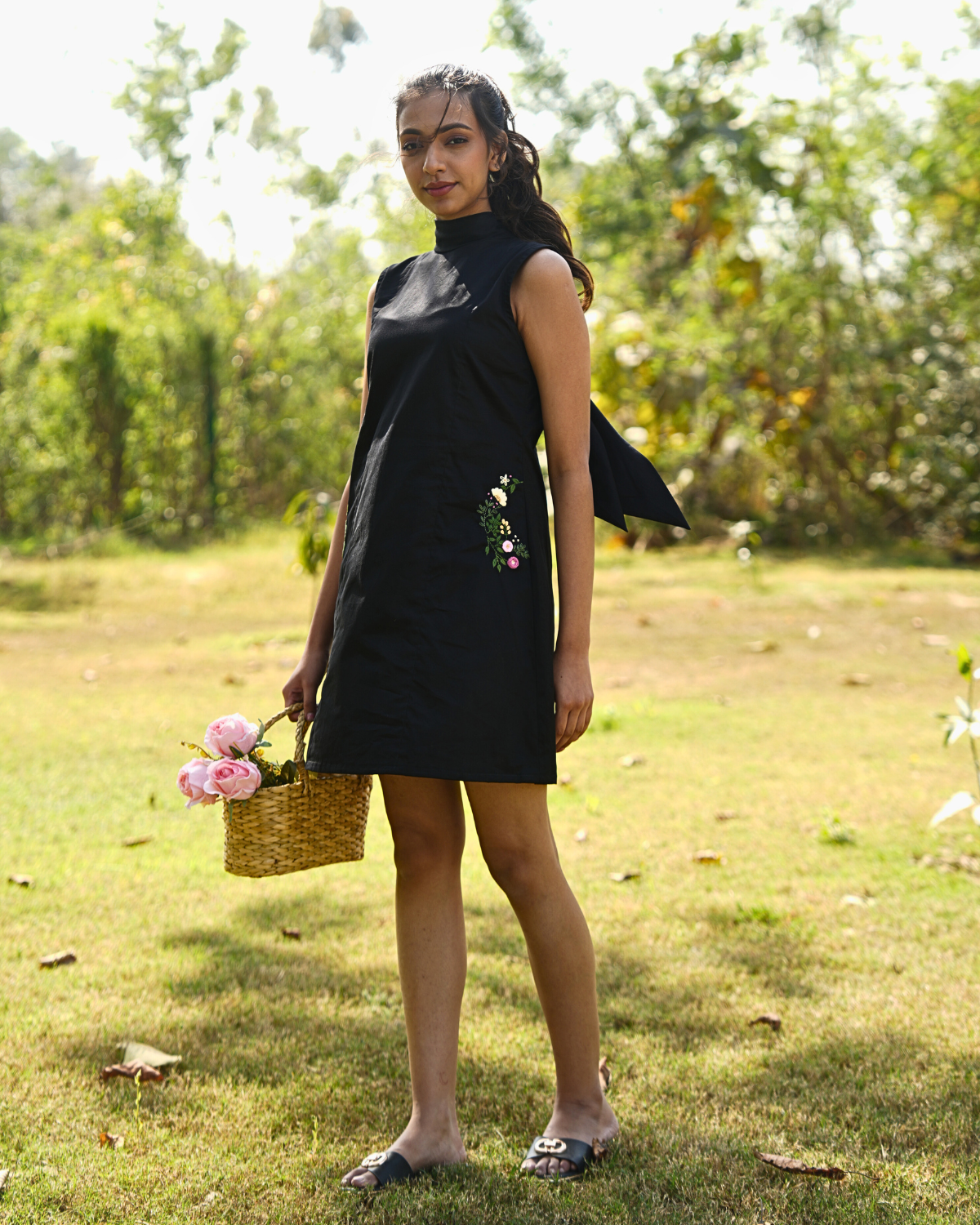 Aavnii Hand-Embroidered Short Dress – hand-embroidered 100% cotton – RASRA MAI