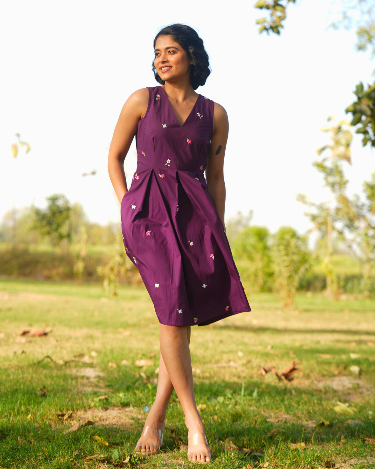 Allaya Hand-Embroidered Short Dress – hand-embroidered 100% cotton – RASRA MAI