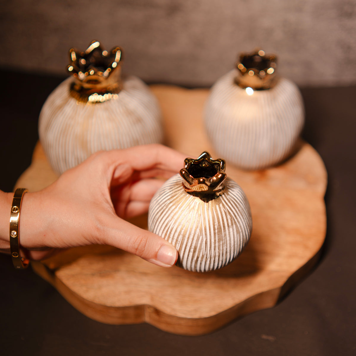 Pomegranate Jewel Vase Set – Luxury Porcelain Mini Vases for Home Decor. - https://artecasa.in/