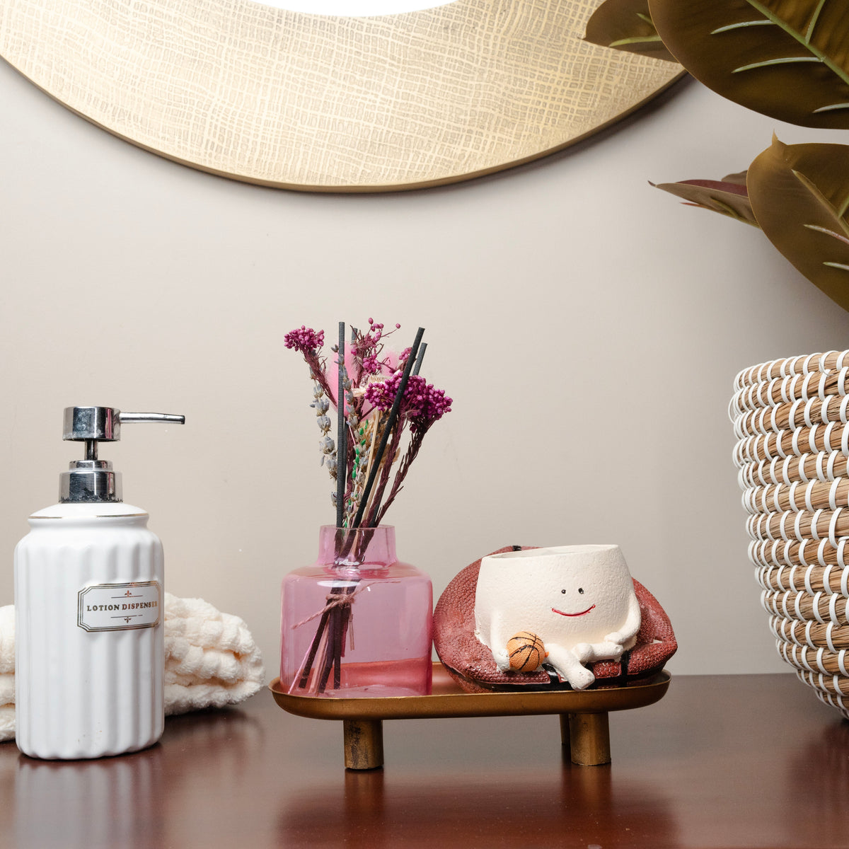 Blush Aroma Diffuser Garden | Reed Diffuser Gift Set with Dried Flowers - https://artecasa.in/