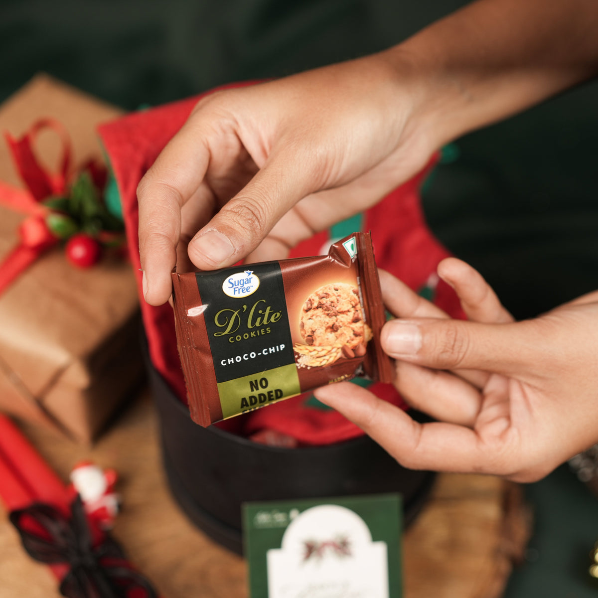 Santa’s Holiday Sock Surprise - https://artecasa.in/
