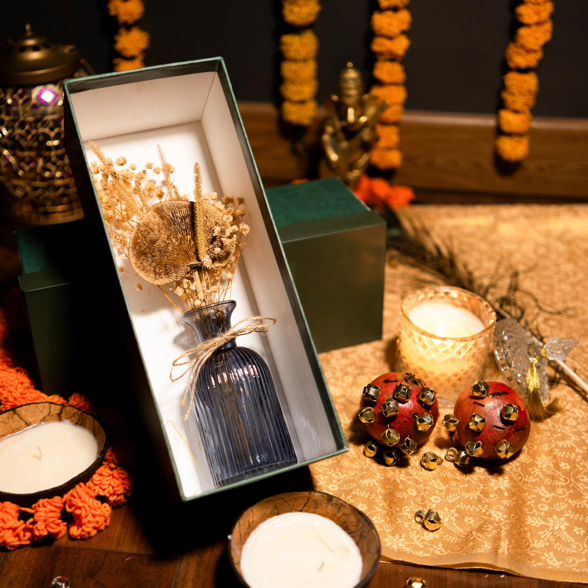 Everlasting Petals Diwali gift box - https://artecasa.in/