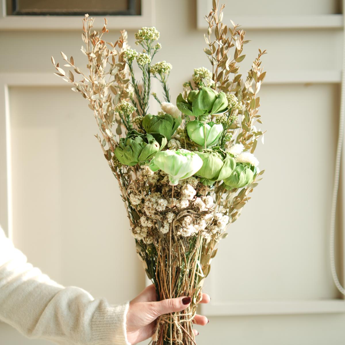 Autumm Bunch - https://artecasa.in/