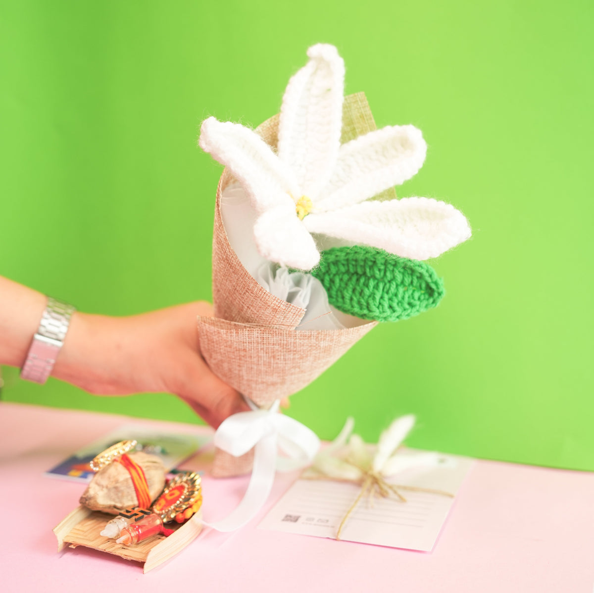 Handcrafted crochet lily Rakhi hamper (White) - https://artecasa.in/