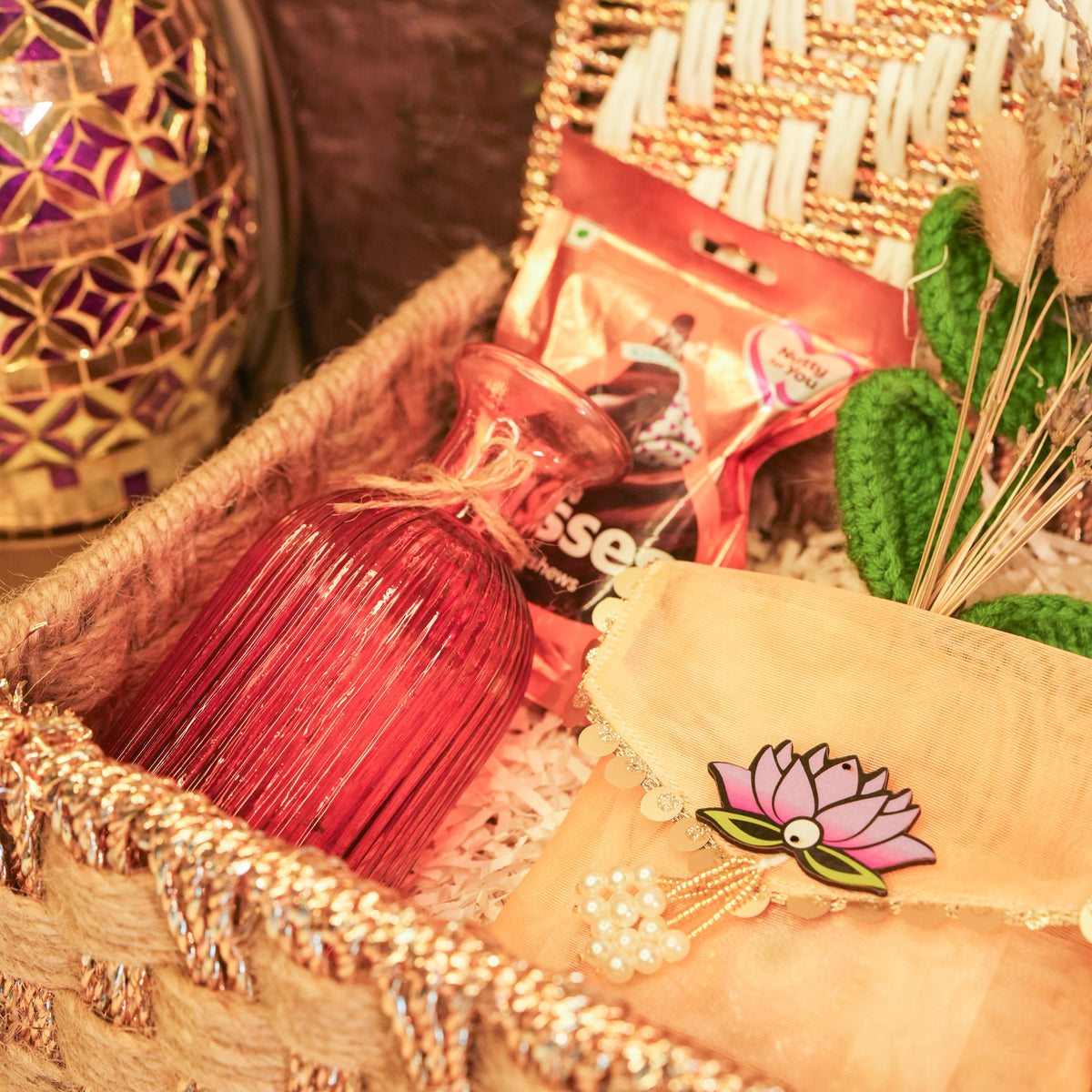 Golden Grace Gift Basket - https://artecasa.in/