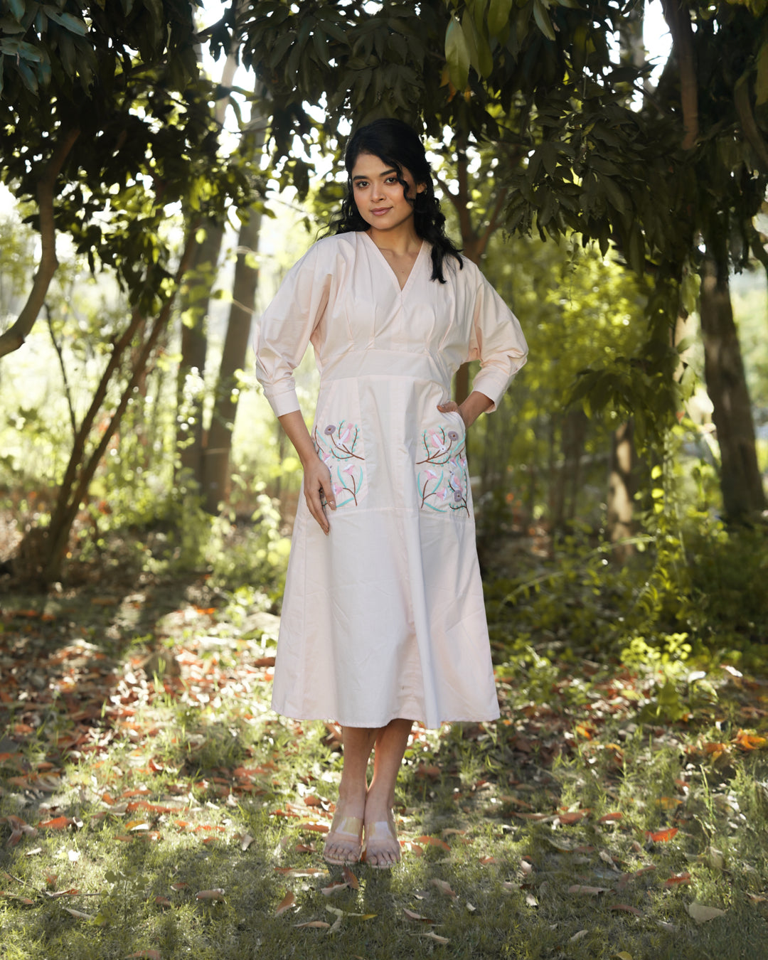Isshani Hand-Embroidered Midi Dress – hand-embroidered 100% cotton – RASRA MAI