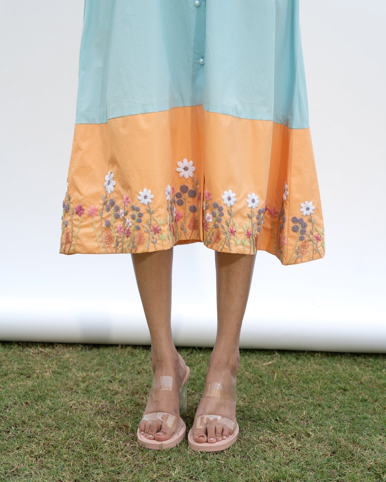 Vrinda Hand-Embroidered Midi Dress – hand-embroidered 100% cotton – RASRA MAI
