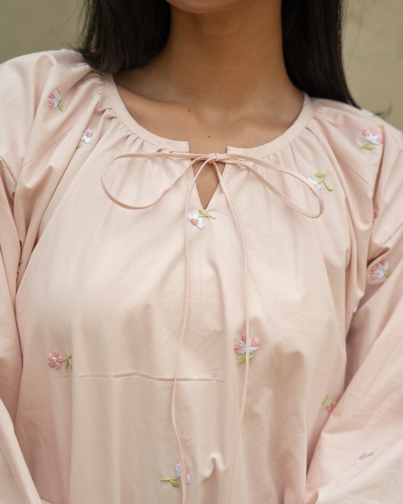 Tarra Hand-Embroidered Short Dress – hand-embroidered 100% cotton – RASRA MAI