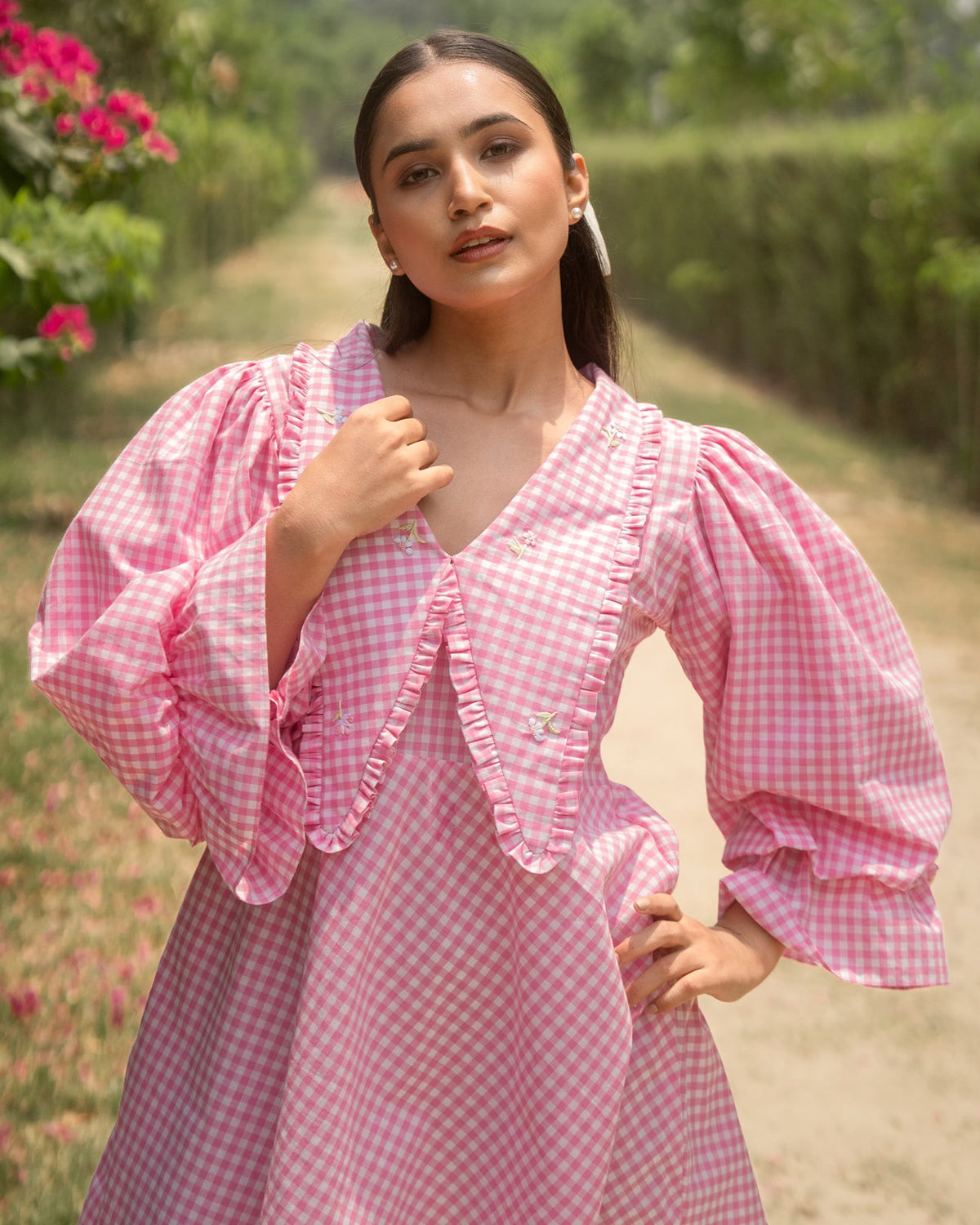 Revaa Hand-Embroidered Short Dress – hand-embroidered 100% cotton – RASRA MAI