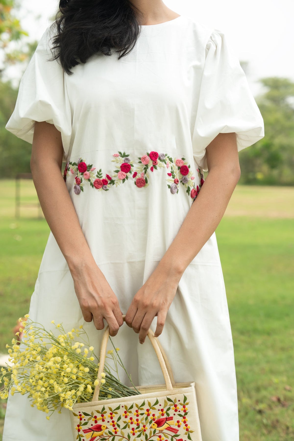 Sayli Hand-Embroidered Short Dress – hand-embroidered 100% cotton – RASRA MAI