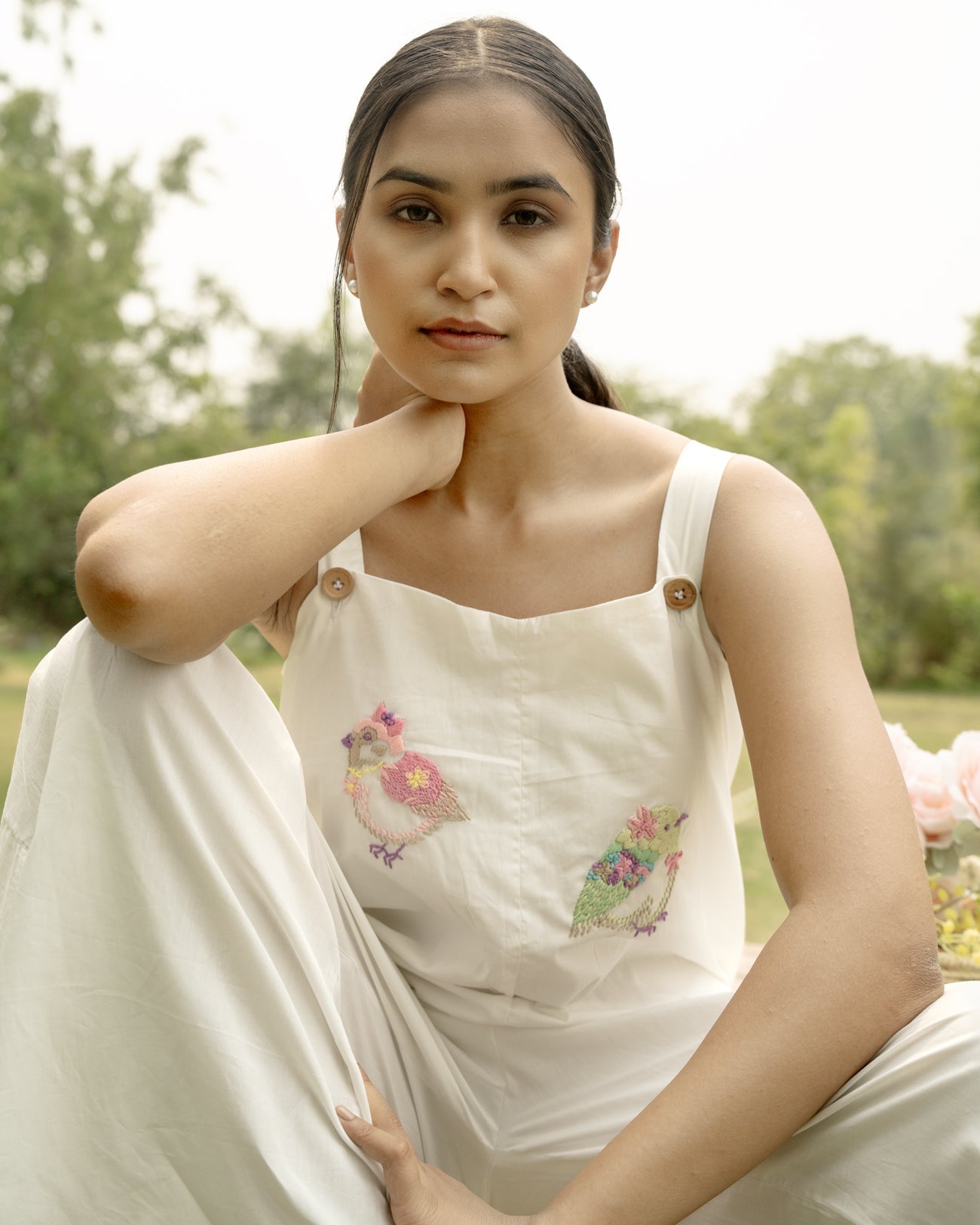 Meeraa Hand-Embroidered Jumpsuit – hand-embroidered 100% cotton – RASRA MAI