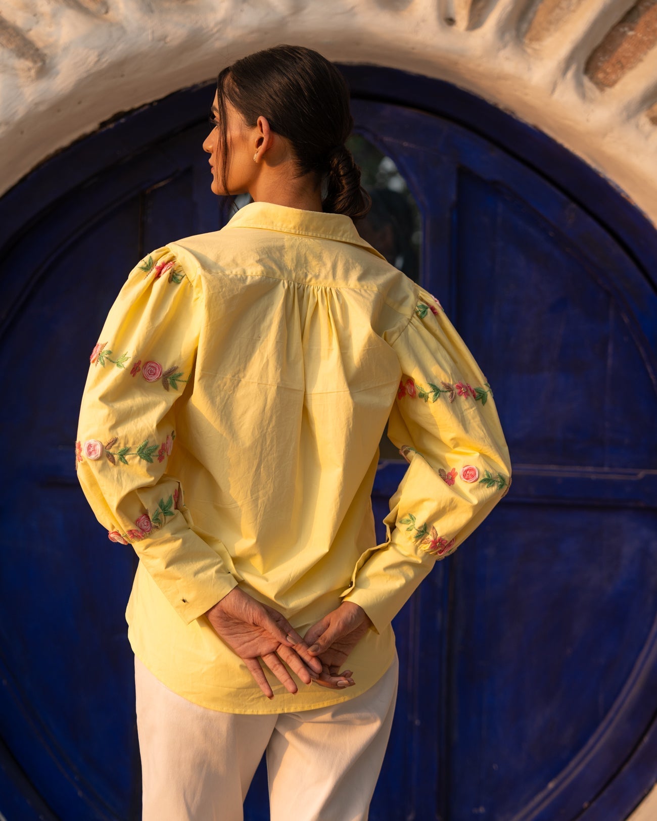Deviinaa Hand-Embroidered Shirt – hand-embroidered 100% cotton – RASRA MAI