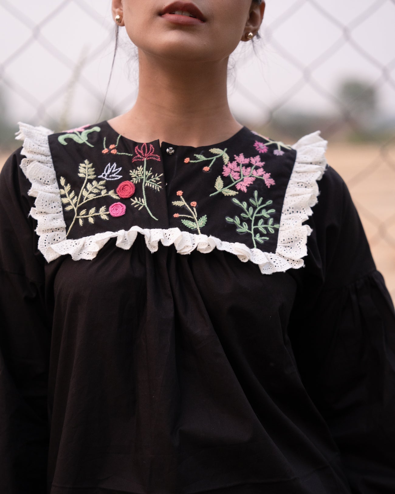 Ttina Hand-Embroidered Top – hand-embroidered 100% cotton – RASRA MAI