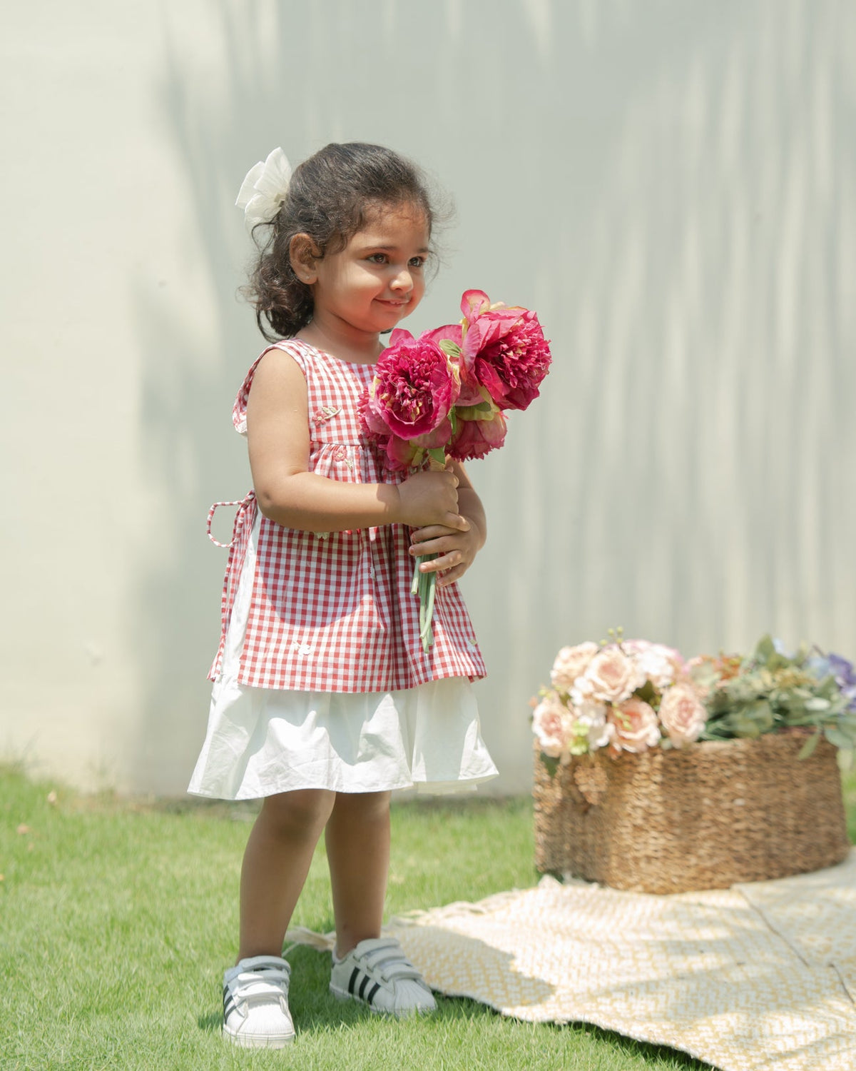 Inika Hand-Embroidered Dress – hand-embroidered 100% cotton – RASRA MAI