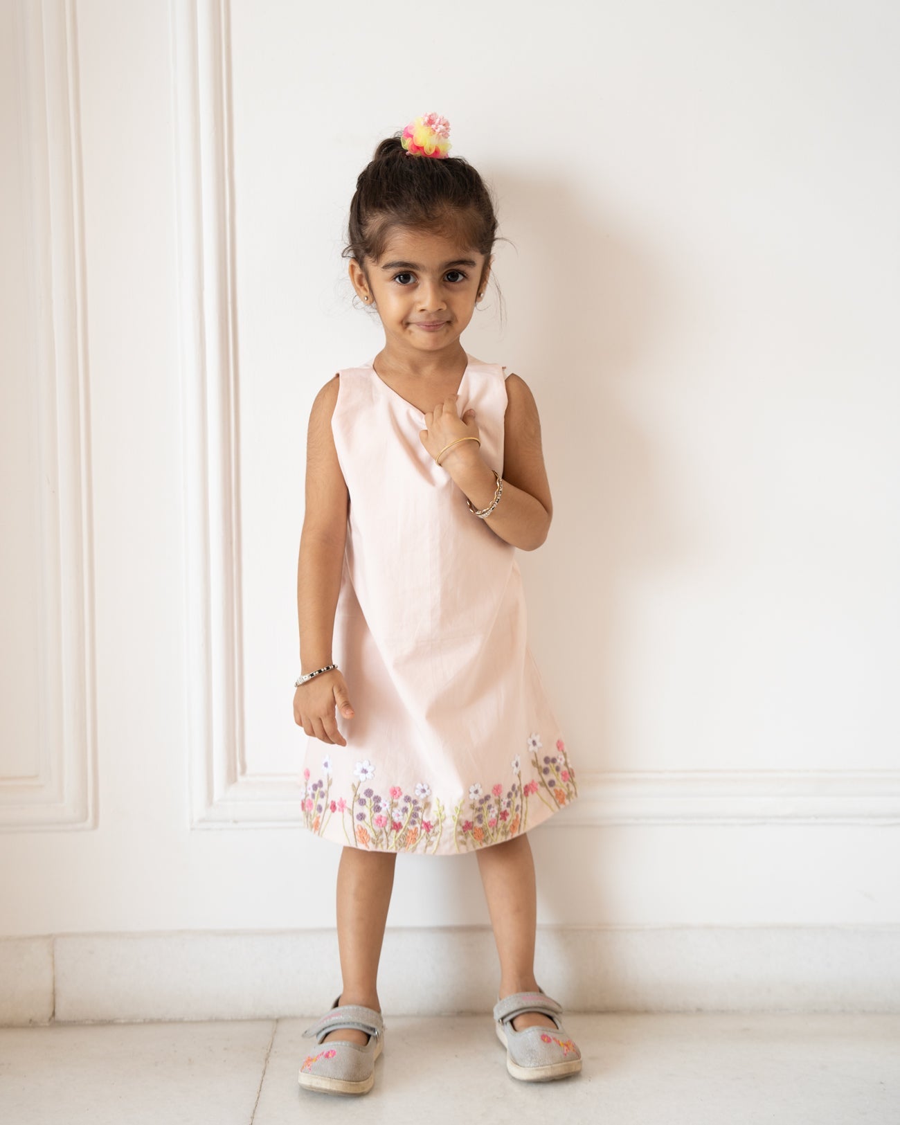 Tisya Hand-Embroidered Dress – hand-embroidered 100% cotton – RASRA MAI