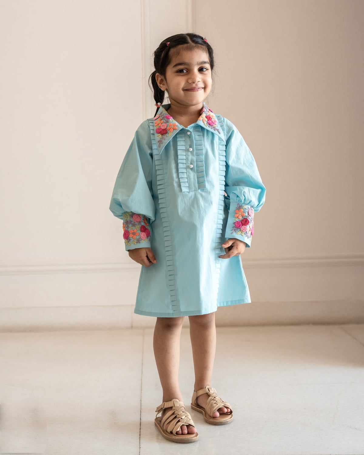Rini Hand-Embroidered Dress – hand-embroidered 100% cotton – RASRA MAI