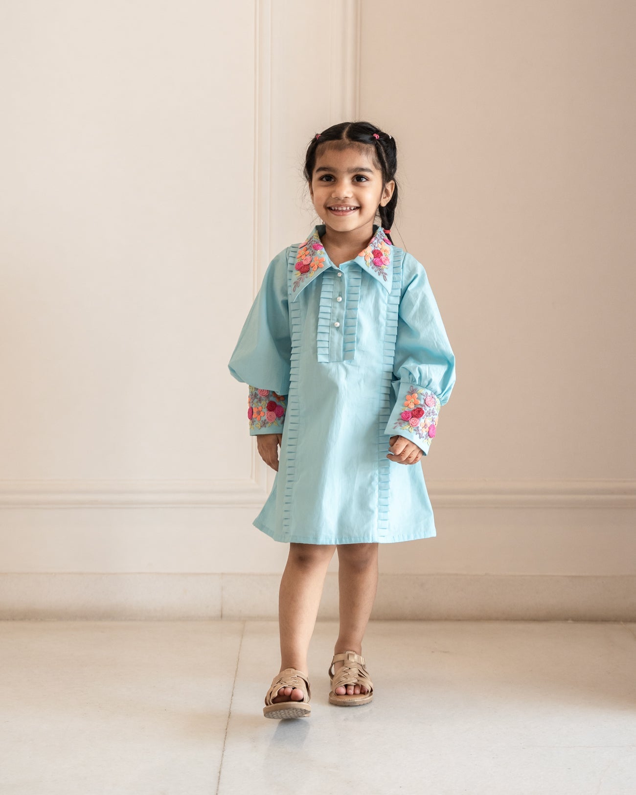 Rini Hand-Embroidered Dress – hand-embroidered 100% cotton – RASRA MAI