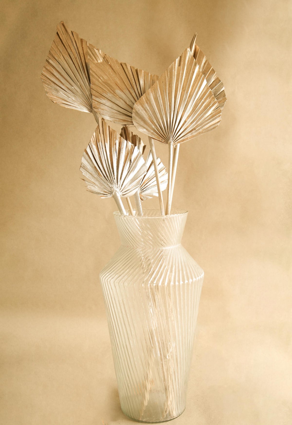 Golden Silver dual tone palm leaves - https://artecasa.in/