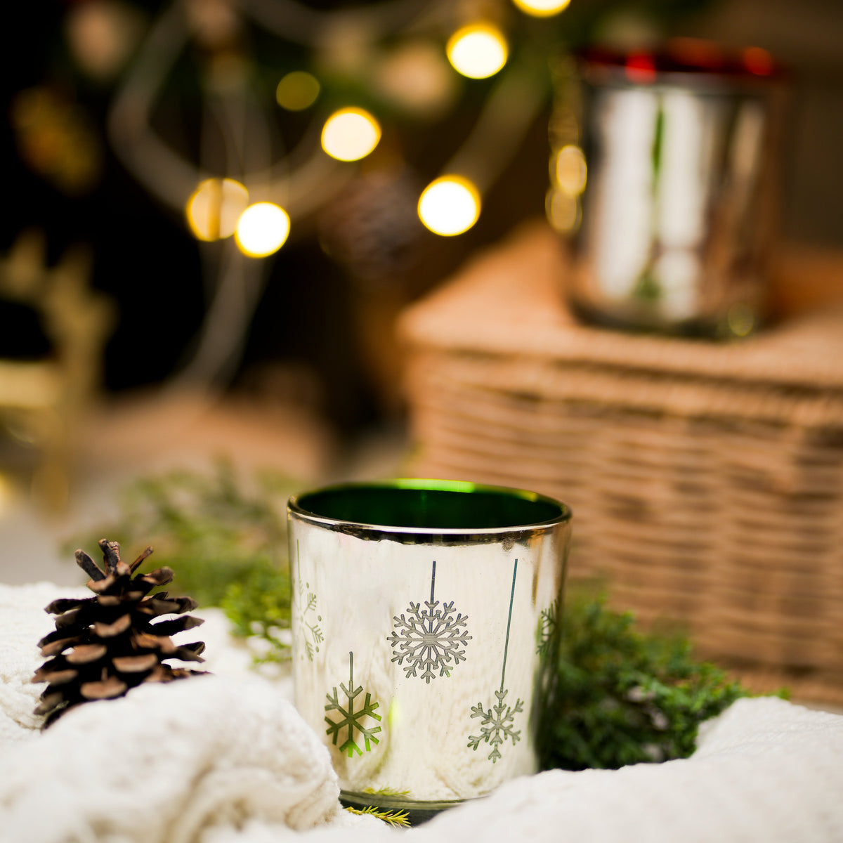 Snowflake Embossed Votive - https://artecasa.in/