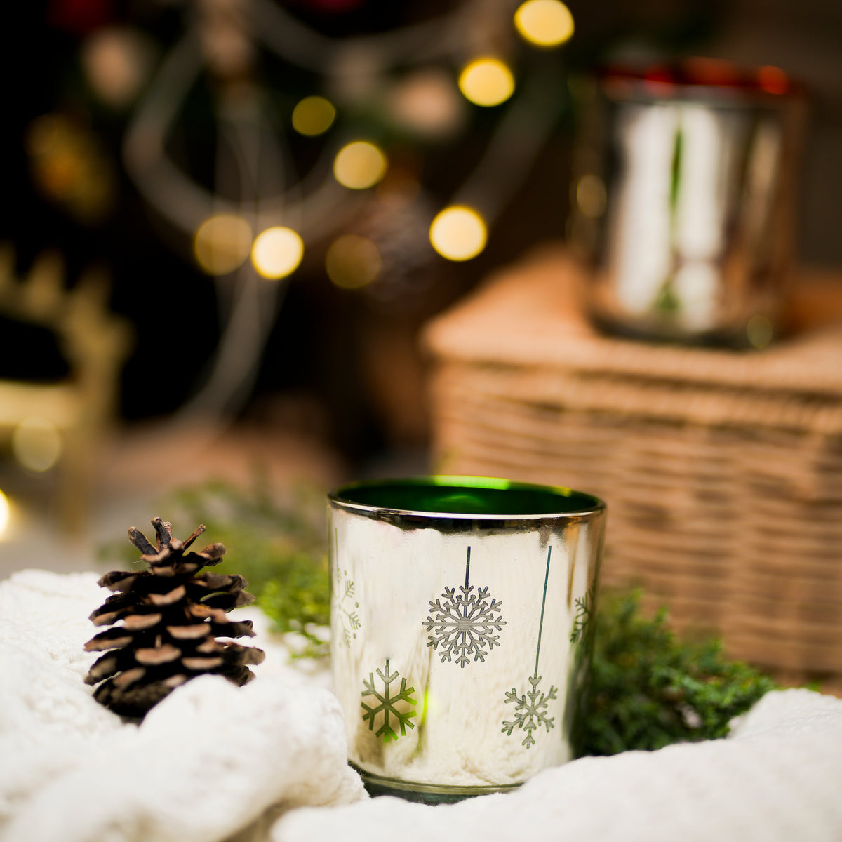 Snowflake Embossed Votive - https://artecasa.in/