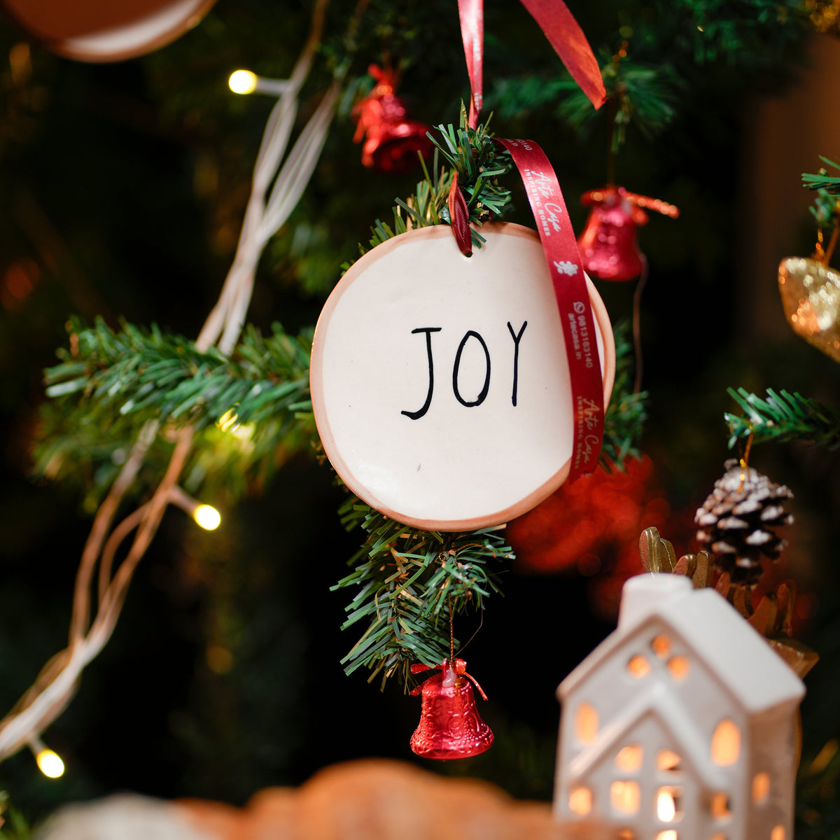 Joy festive ornament - https://artecasa.in/
